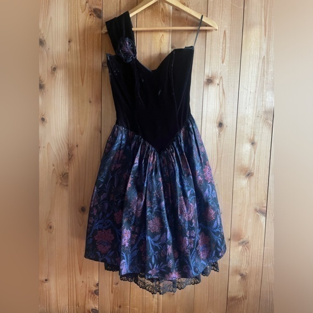 Gunne Sax Vintage 80's One Shoulder Black Velvet Brocade Cocktail Prom Dress
